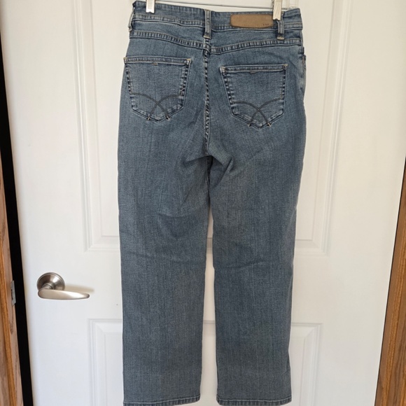 Christopher Blue straight leg jeans size 2 - Picture 2 of 7